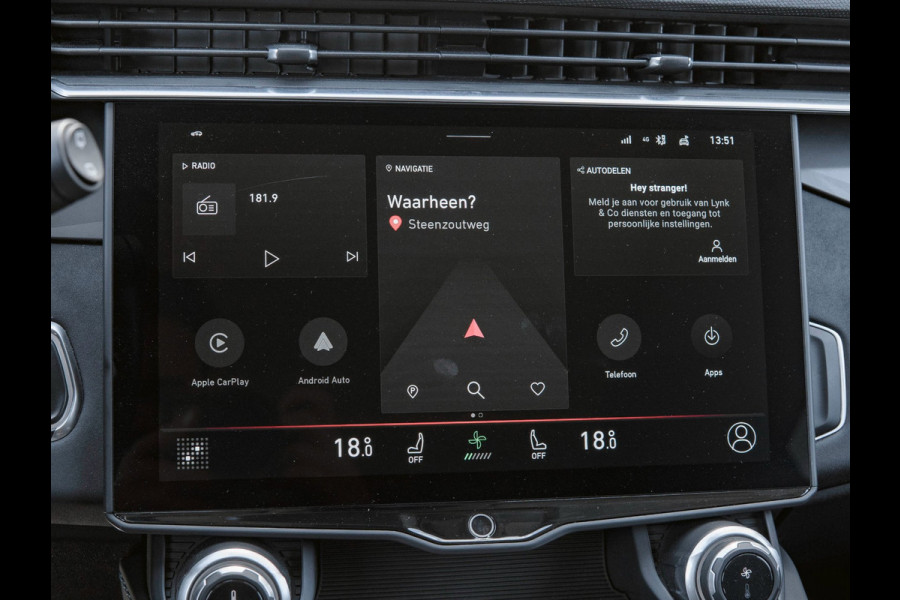 Lynk & Co 01 1.5 | Black Edition| TREKHAAK|Panoramadak|360° Camera|ACC|Stoelverwarming|Navi|Carplay