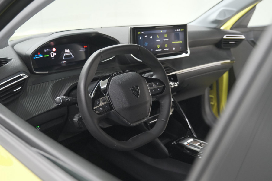 Peugeot e-208 EV Allure 50 kWh | 97,3% SOH | 11 KW Laadfunctie | Adaptieve Cruise Control |  Parkeersensoren | Apple Carplay