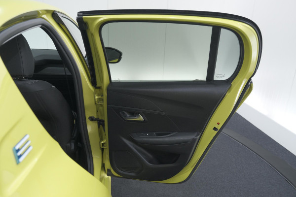 Peugeot e-208 EV Allure 50 kWh | 97,3% SOH | 11 KW Laadfunctie | Adaptieve Cruise Control |  Parkeersensoren | Apple Carplay