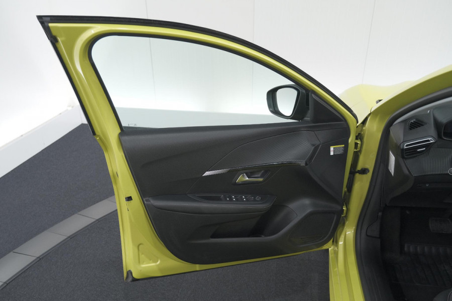 Peugeot e-208 EV Allure 50 kWh | 97,3% SOH | 11 KW Laadfunctie | Adaptieve Cruise Control |  Parkeersensoren | Apple Carplay