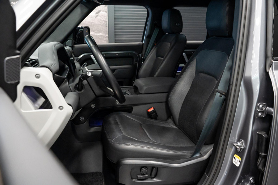 Land Rover Defender 110 2.0 P400e 110 XS Edition *Luchtvering / Meridian / Surround-view / Keyless / Memory / Winter-pakket*