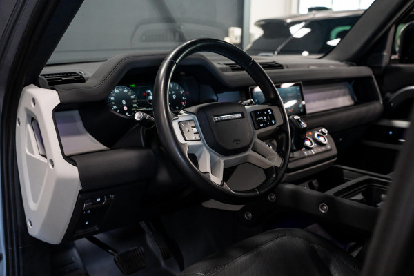 Land Rover Defender 110 2.0 P400e 110 XS Edition *Luchtvering / Meridian / Surround-view / Keyless / Memory / Winter-pakket*