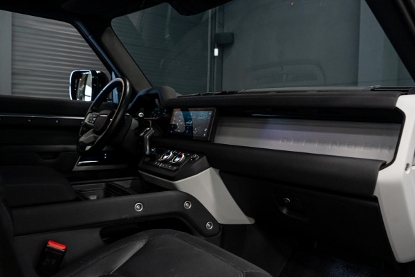Land Rover Defender 110 2.0 P400e 110 XS Edition *Luchtvering / Meridian / Surround-view / Keyless / Memory / Winter-pakket*