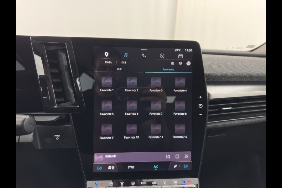 Renault Mégane E-Tech EV60 Optimum Charge Evolution [3-Fase-11kW] {SoH-91%} (INCL-BTW) Aut. *FULL-LED | CAMERA | LANE-ASSIST | KEYLESS | NAVI-FULLMAP | CARPLAY | COMFORTSEATS | DIGI-COCKPIT | ECC | PDC | 18"ALU*