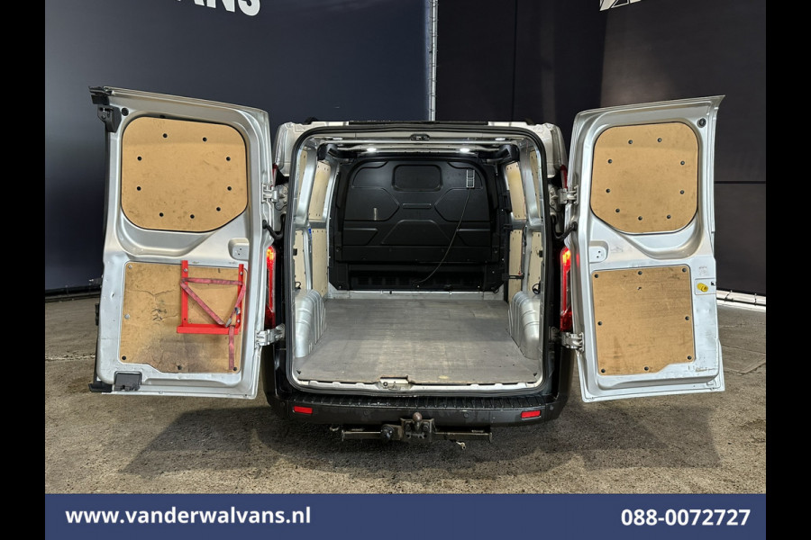 Ford Transit Custom 2.0 TDCI 170pk L1H1 Euro6 Airco | Camera | LED | Apple Carplay | Cruisecontrol | Raptor grill | Leder Android Auto, LM velgen, Verwarmde voorruit, Parkeersensoren, Bijrijdersbank