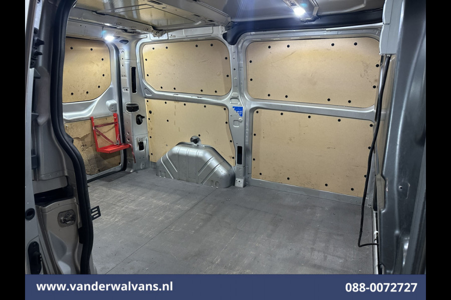 Ford Transit Custom 2.0 TDCI 170pk L1H1 Euro6 Airco | Camera | LED | Apple Carplay | Cruisecontrol | Raptor grill | Leder Android Auto, LM velgen, Verwarmde voorruit, Parkeersensoren, Bijrijdersbank
