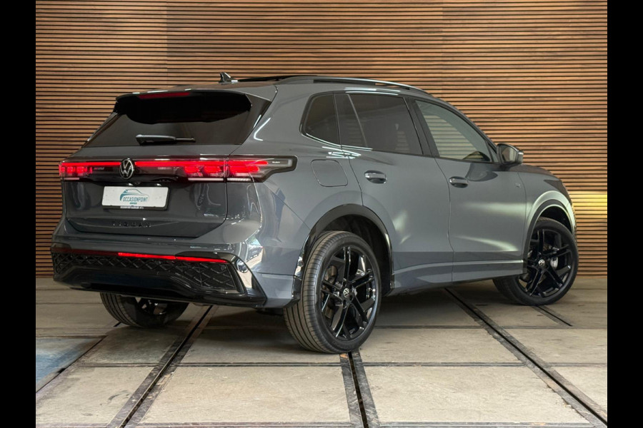 Volkswagen Tiguan 1.5 eTSI R-Line Edition | Verlengde fabrieks garantie tot 2030 | IQ.Light HD | Pano | Trekhaak | ErgoActive