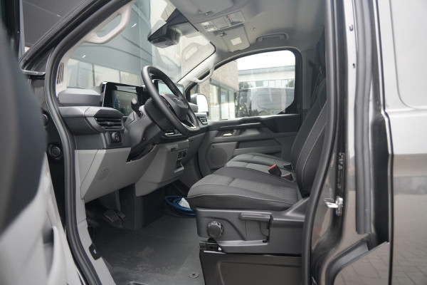 Ford E-Transit Custom 320 L2H1 Limited 71 kWh 218pk - Trekhaak - ACC - B&O - Navi - Stoel/Stuurverwarming - 360 Camera - Blindspot - Rijklaar