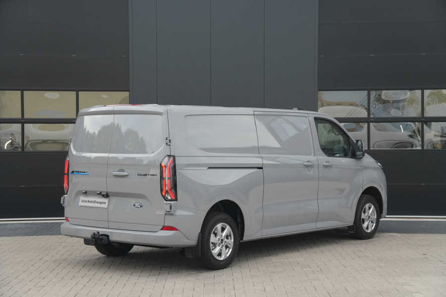 Ford E-Transit Custom 320 L2H1 Limited 71 kWh 218pk - Trekhaak - ACC - B&O - Navi - Stoel/Stuurverwarming - 360 Camera - Blindspot - Rijklaar