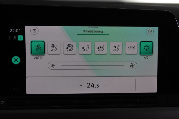 Volkswagen Golf VIII Life *1ste Eigenaar*Navigatie*Camera*Carplay*