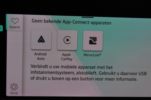 Volkswagen Golf VIII Life *1ste Eigenaar*Navigatie*Camera*Carplay*
