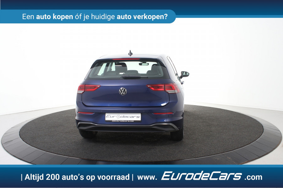 Volkswagen Golf VIII Life *1ste Eigenaar*Navigatie*Camera*Carplay*