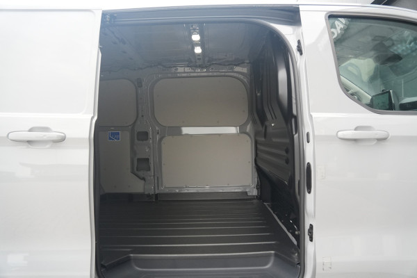 Ford E-Transit Custom 320 L2H1 Limited 71 kWh 218pk - Elek Trekhaak - LED - Carplay - Stoelverwarming - Keyless - Cruise - Rijklaar