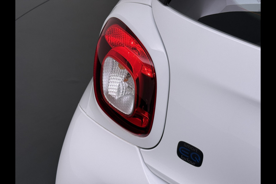Smart Forfour EQ Electric Automaat SOH 90% Ecc Bluetooth Cruise Control 18kWh Business Solution Lmv Elek.Ramen+Spiegels Isofix Dealeronderhouden Origineel Nederlandse Auto