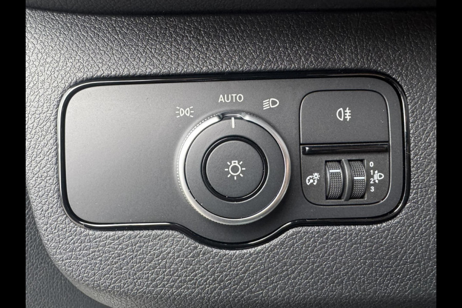 Mercedes-Benz Sprinter 317 1.9 CDI L2 9G Leder Camera Clima M-bux media systeem DAB laadruimte betimmering