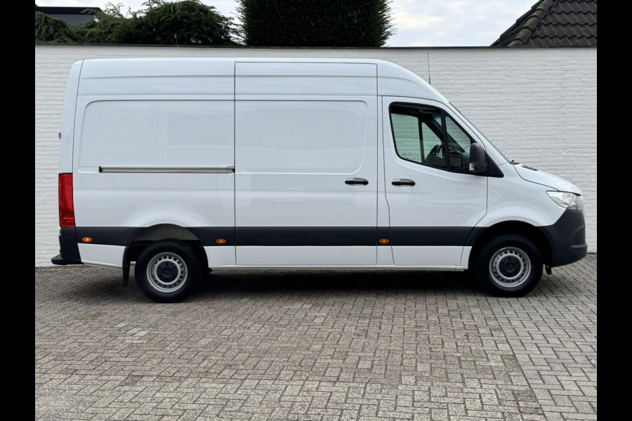 Mercedes-Benz Sprinter 317 1.9 CDI L2 9G Leder Camera Clima M-bux media systeem DAB laadruimte betimmering