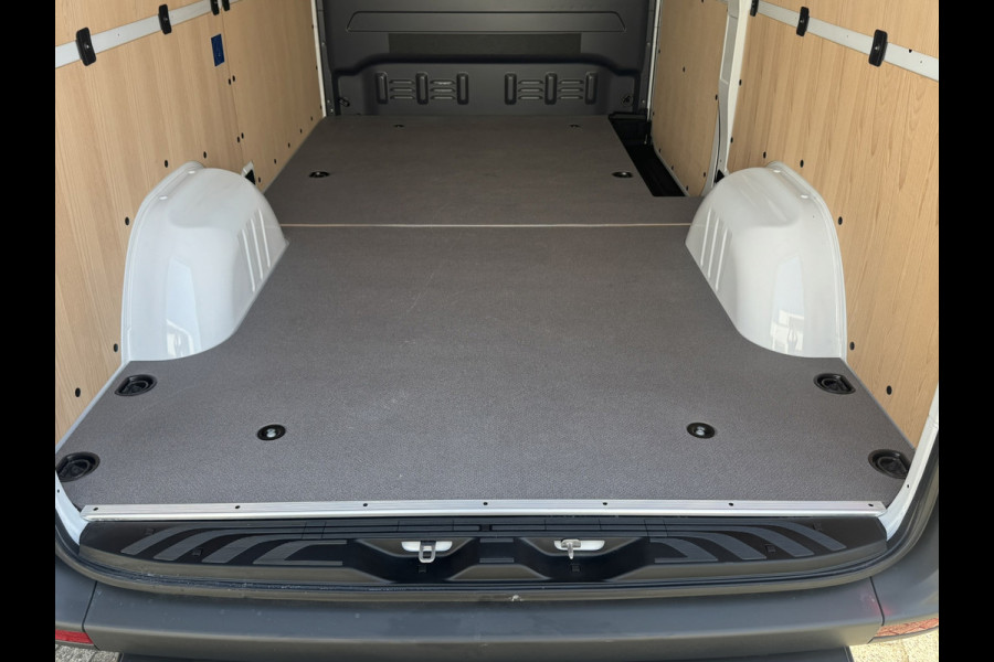 Mercedes-Benz Sprinter 317 1.9 CDI L2 9G Leder Camera Clima M-bux media systeem DAB laadruimte betimmering