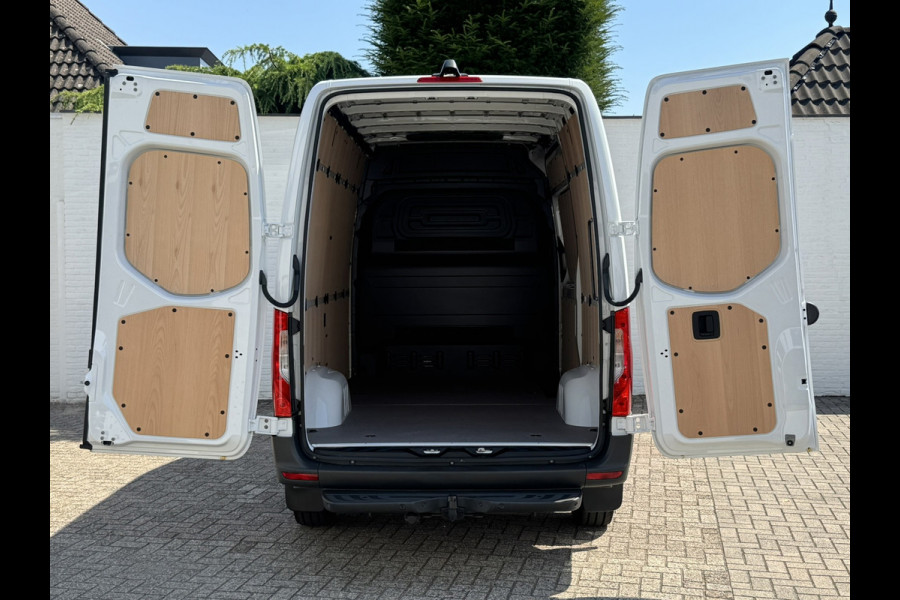 Mercedes-Benz Sprinter 317 1.9 CDI L2 9G Leder Camera Clima M-bux media systeem DAB laadruimte betimmering