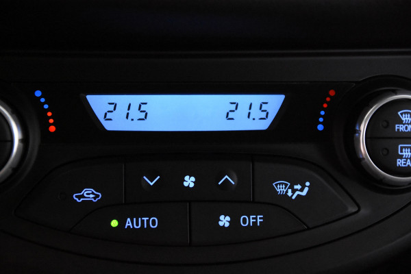 Toyota Yaris 1.5 Hybrid Y20 *1ste Eigenaar*Navigatie*Camera*Keyless*