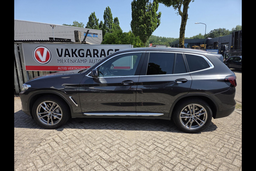 BMW X3 xDrive30e 19"/Trekhaak/Leder + memory/Adaptieve cruise/Keyless/Dodehoek/Head-up/360 camera/HiFi/LED/Sfeerverlichting