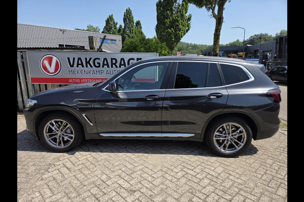 BMW X3 xDrive30e 19"/Trekhaak/Leder + memory/Adaptieve cruise/Keyless/Dodehoek/Head-up/360 camera/HiFi/LED/Sfeerverlichting