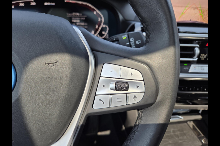 BMW X3 xDrive30e 19"/Trekhaak/Leder + memory/Adaptieve cruise/Keyless/Dodehoek/Head-up/360 camera/HiFi/LED/Sfeerverlichting