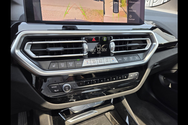 BMW X3 xDrive30e 19"/Trekhaak/Leder + memory/Adaptieve cruise/Keyless/Dodehoek/Head-up/360 camera/HiFi/LED/Sfeerverlichting