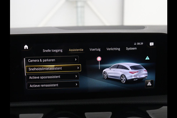 Mercedes-Benz CLA-Klasse Shooting Brake 180 Business Solution AMG | Panoramadak | Stoelverwarming | Memory | Sfeerverlichting | Matrix LED | Leder/Alcantara | Side Assist | Widescreen | Navigatie | Camera | Climate control