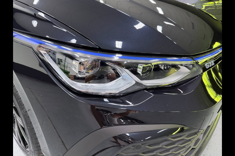 Volkswagen Golf 1.4 eHybrid GTE SFEERVERL/IQ-LICHT/NAVI/DAB/CARPLAY/V-COCKPIT/H-UP///