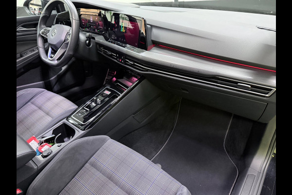 Volkswagen Golf 1.4 eHybrid GTE SFEERVERL/IQ-LICHT/NAVI/DAB/CARPLAY/V-COCKPIT/H-UP///