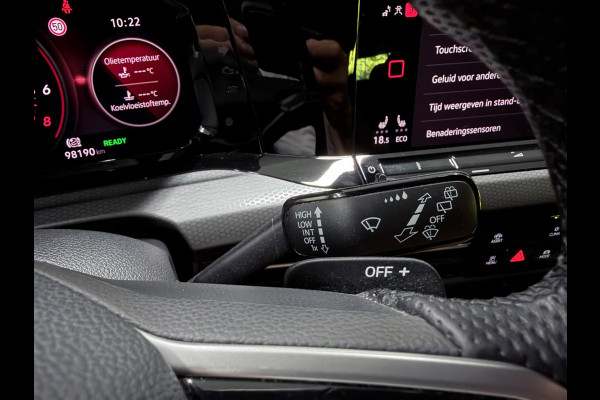 Volkswagen Golf 1.4 eHybrid GTE SFEERVERL/IQ-LICHT/NAVI/DAB/CARPLAY/V-COCKPIT/H-UP///