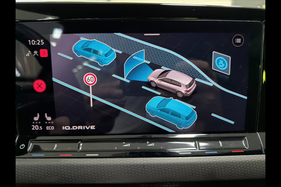 Volkswagen Golf 1.4 eHybrid GTE SFEERVERL/IQ-LICHT/NAVI/DAB/CARPLAY/V-COCKPIT/H-UP///
