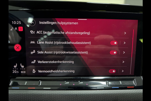 Volkswagen Golf 1.4 eHybrid GTE SFEERVERL/IQ-LICHT/NAVI/DAB/CARPLAY/V-COCKPIT/H-UP///