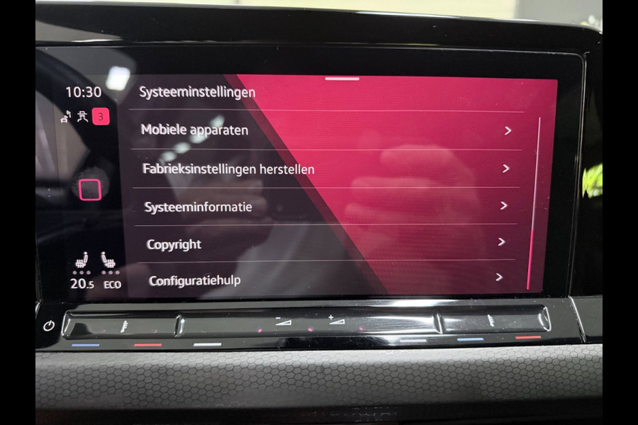 Volkswagen Golf 1.4 eHybrid GTE SFEERVERL/IQ-LICHT/NAVI/DAB/CARPLAY/V-COCKPIT/H-UP///