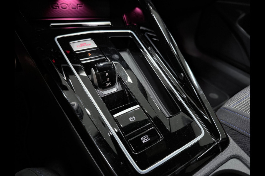 Volkswagen Golf 1.4 eHybrid GTE SFEERVERL/IQ-LICHT/NAVI/DAB/CARPLAY/V-COCKPIT/H-UP///