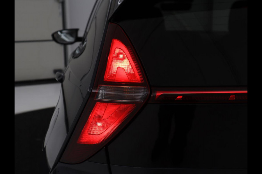 Hyundai Bayon 1.0 T-GDI Comfort Smart | Carplay | Camera | Airco | Cruise control | Sfeerverlichting | Parkeerhulp | Bluetooth | LED | Digital Cockpit | 16'' velgen