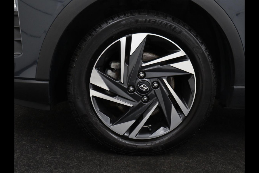 Hyundai Bayon 1.0 T-GDI Comfort Smart | Carplay | Camera | Airco | Cruise control | Sfeerverlichting | Parkeerhulp | Bluetooth | LED | Digital Cockpit | 16'' velgen