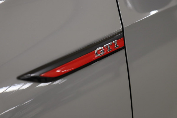Volkswagen Golf 2.0 TSI GTI CLUBSPORT/PANO/HUD/ACC/NURB/IQ-LIGHT/VOLL