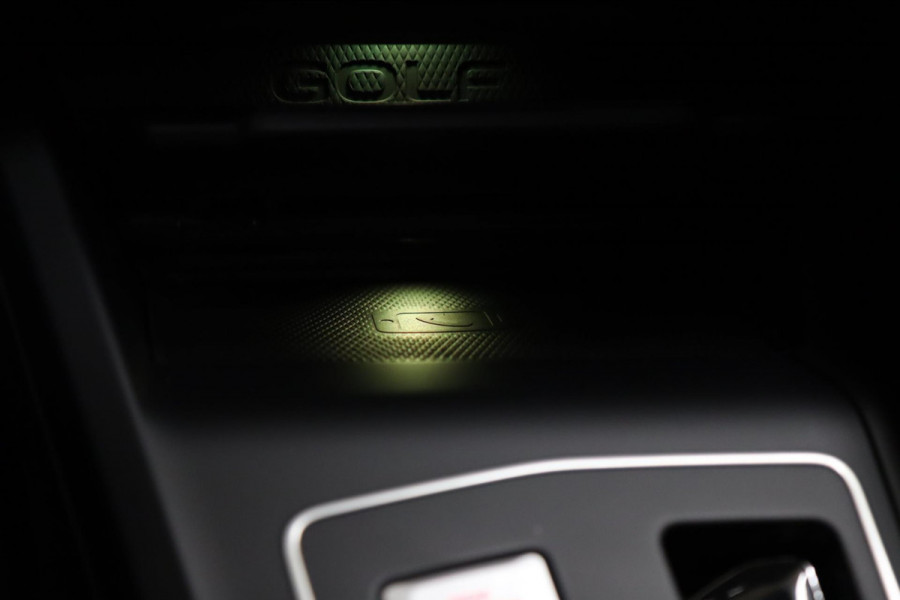 Volkswagen Golf 2.0 TSI GTI CLUBSPORT/PANO/HUD/ACC/NURB/IQ-LIGHT/VOLL
