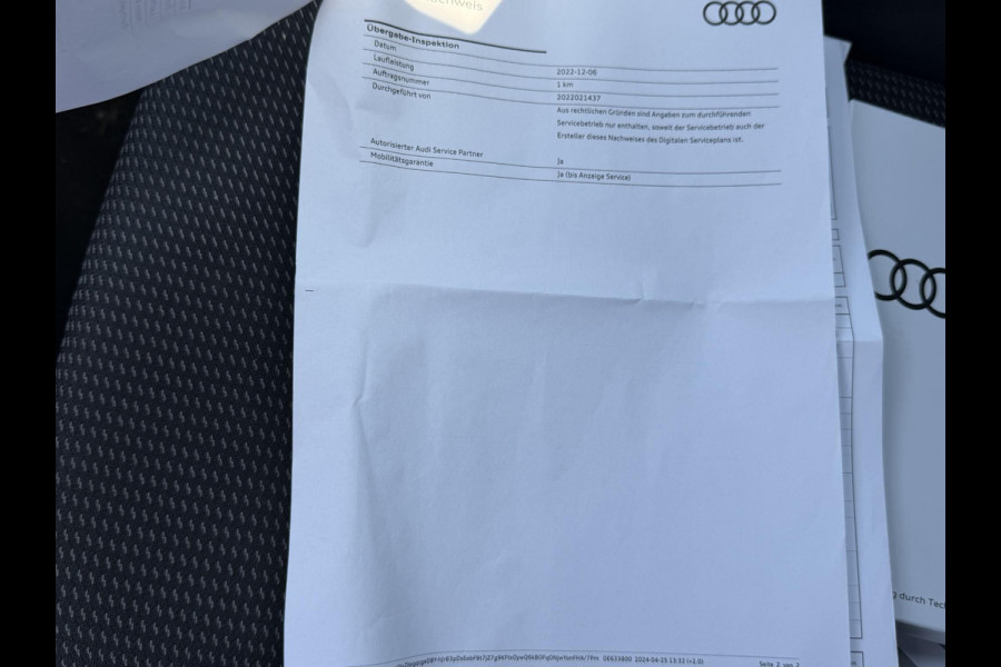 Audi A3 Sportback 45 TFSI e S edition Competition 245 PK PHEV | VAN € 34.900,- VOOR € 32.877,- | UW WK-VOORDEEL: € 2.023,- | S-LINE INTERIEUR & EXTERIEUR | PANORAMADAK | KEYLESS GO & START | BLACK OPTIC PAKKET | STOELVERWARMING | AUDI DEALER ONDERHOUDEN |