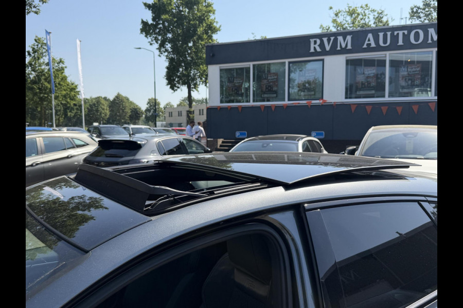 Audi A3 Sportback 45 TFSI e S edition Competition 245 PK PHEV | VAN € 34.900,- VOOR € 32.877,- | UW WK-VOORDEEL: € 2.023,- | S-LINE INTERIEUR & EXTERIEUR | PANORAMADAK | KEYLESS GO & START | BLACK OPTIC PAKKET | STOELVERWARMING | AUDI DEALER ONDERHOUDEN |