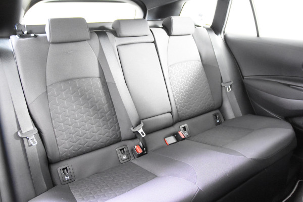Toyota Corolla Touring Sports 1.8 Hybrid Dynamic *1ste Eigenaar*Navigatie*Stoelverwarming*