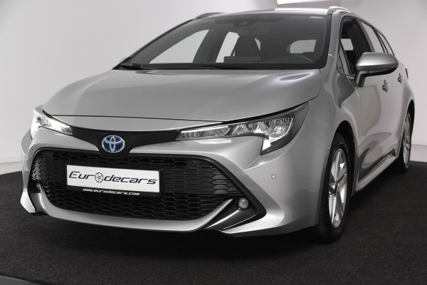 Toyota Corolla Touring Sports 1.8 Hybrid Dynamic *1ste Eigenaar*Navigatie*Stoelverwarming*