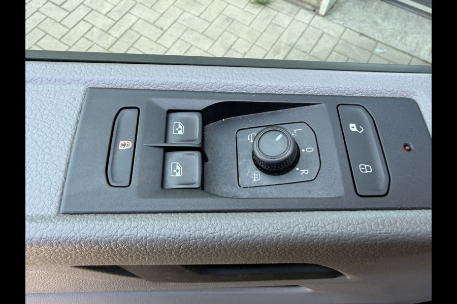 Volkswagen Transporter 2.0 TDI 150PK Automaat Euro6 L1H1 CarPlay/cruise control