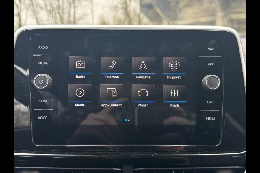 Volkswagen T-Roc Cabrio 1.5 TSI 150PK DSG R-LINE SPORT LED/NAVI/CARPLAY/TREKHAAK