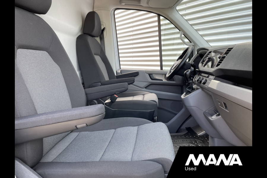 Volkswagen Crafter 35 2.0 177pk TDI L3H3 Automaat LED Cruise Airco ClimateControl Trekhaak