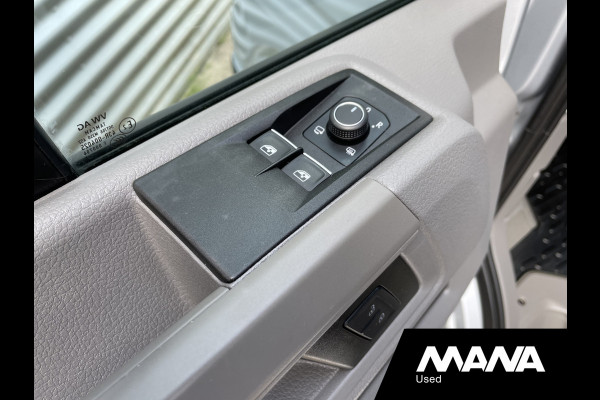 Volkswagen Crafter 35 2.0 177pk TDI L3H3 Automaat LED Cruise Airco ClimateControl Trekhaak