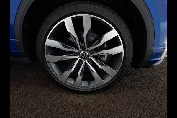 Volkswagen T-Roc 1.5 TSI Sport Business R - Automaat - Pano/schuifdak - Beats - Navi - Afn.Trekhaak