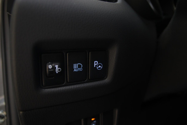 Toyota C-HR 2.0 Hybrid Dynamic XENON-CLIMA-STOEL VRM-CAMERA