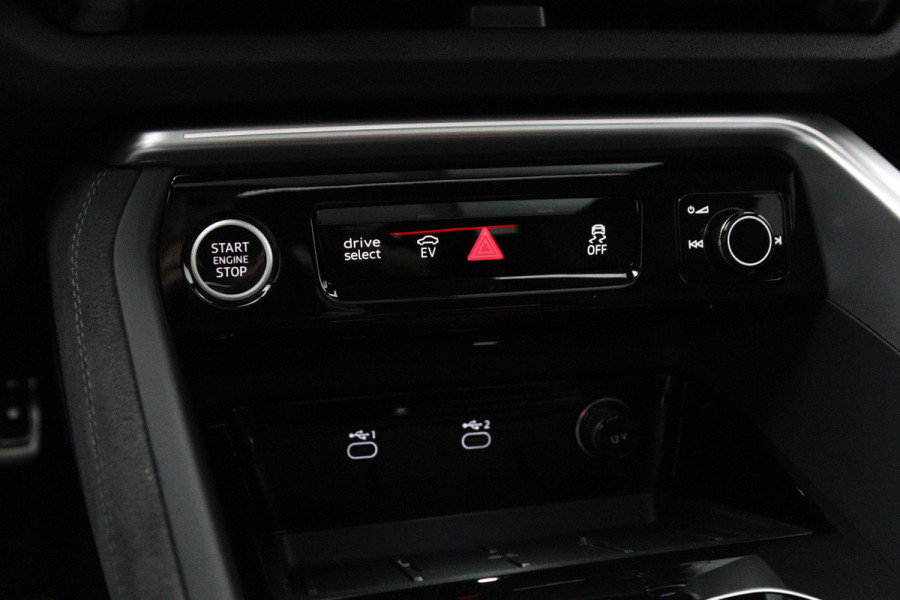 Audi Q5 2.0 TFSI e-hybrid 367 PK Quattro S-Line Competition PHEV, Panoramadak, 360 Camera, Winterpakket, Memory